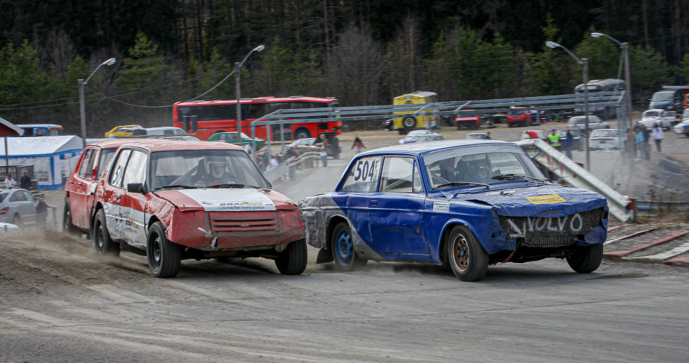 Over 500 påmeldte i bilcross til helgen